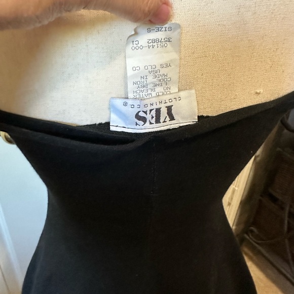 YES Clothing co | Bodycon skater mini dress | Size: small - Picture 4 of 8